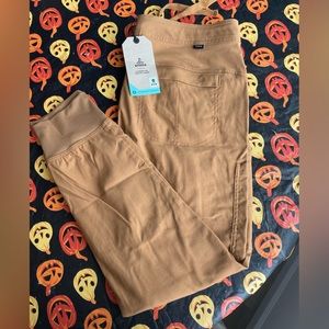 Outdoor Jogger Pants. Halle Jogger ll